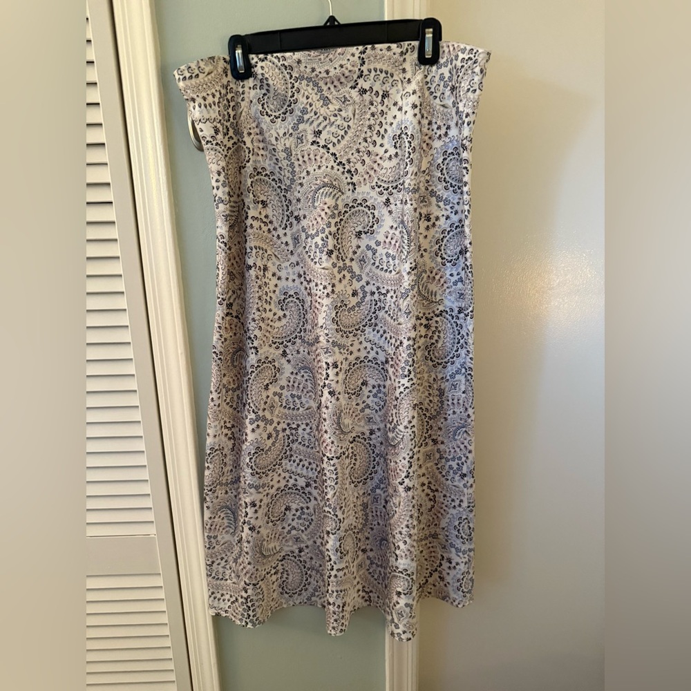 LOFT Black and White Paisley A-Line Skirt